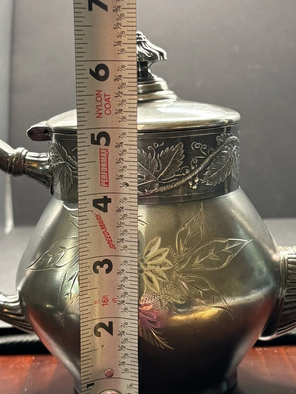 Victorian Manhattan Silver Plate Teapot 1005 Quadruple Plated Floral Grapevine